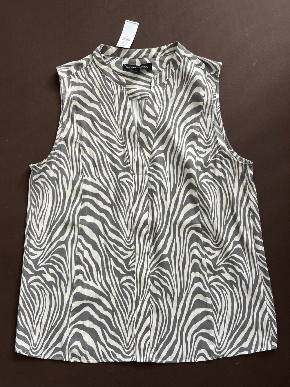 Banana Republic Zebra-Print Sleeveless Camisole in Gray and White